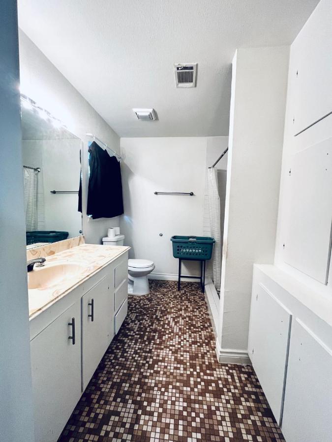 Cozy Private Bed & Bath Near Medical Center, Galleria And Dt Houston Exterior foto